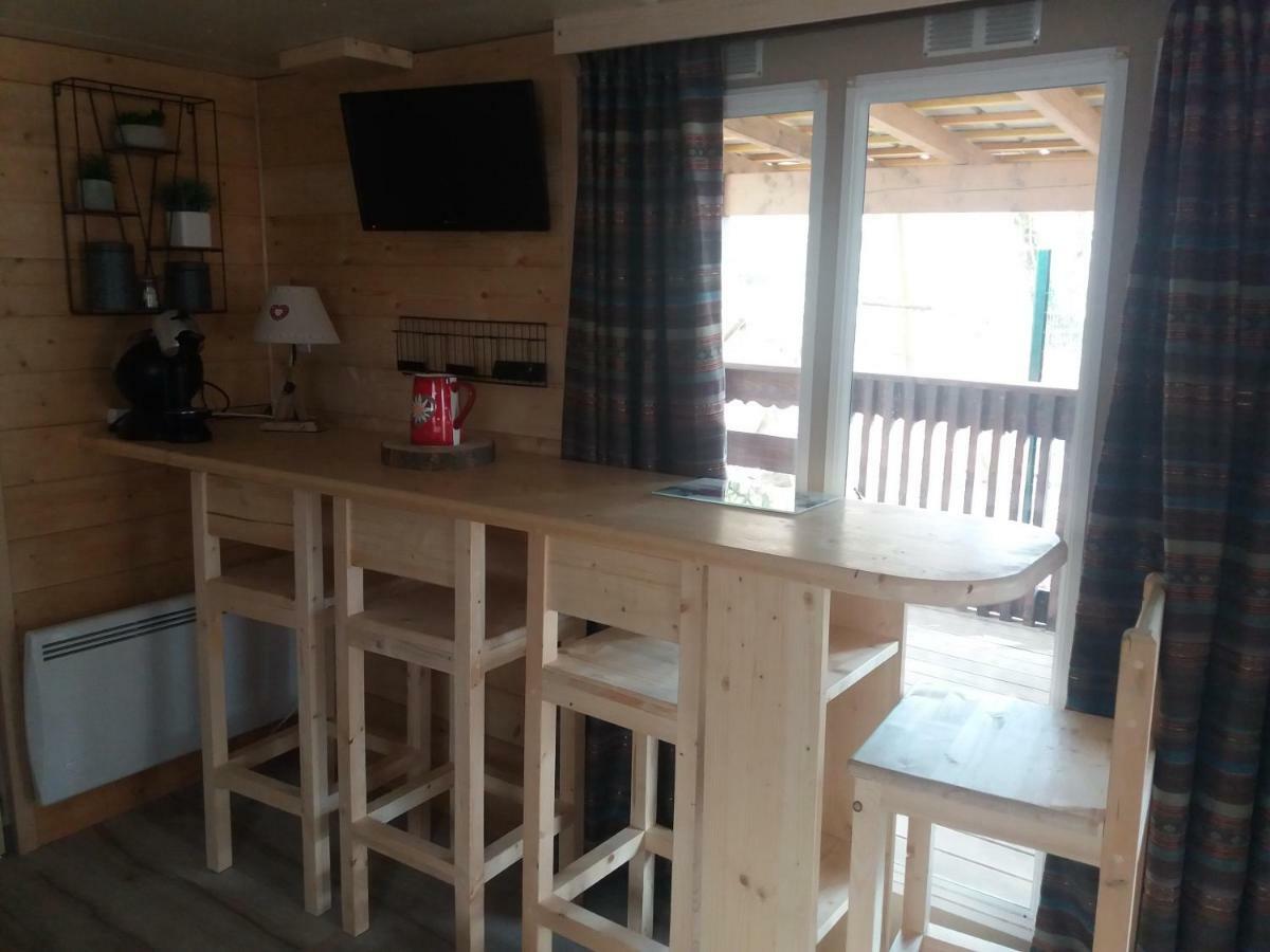 Gite Mobile Home Reamenage A Ugine Entre Albertville Et Annecy Dış mekan fotoğraf